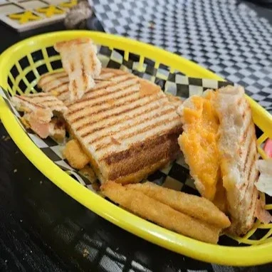Delicious Grill Cheese Meal in Calgary, AB