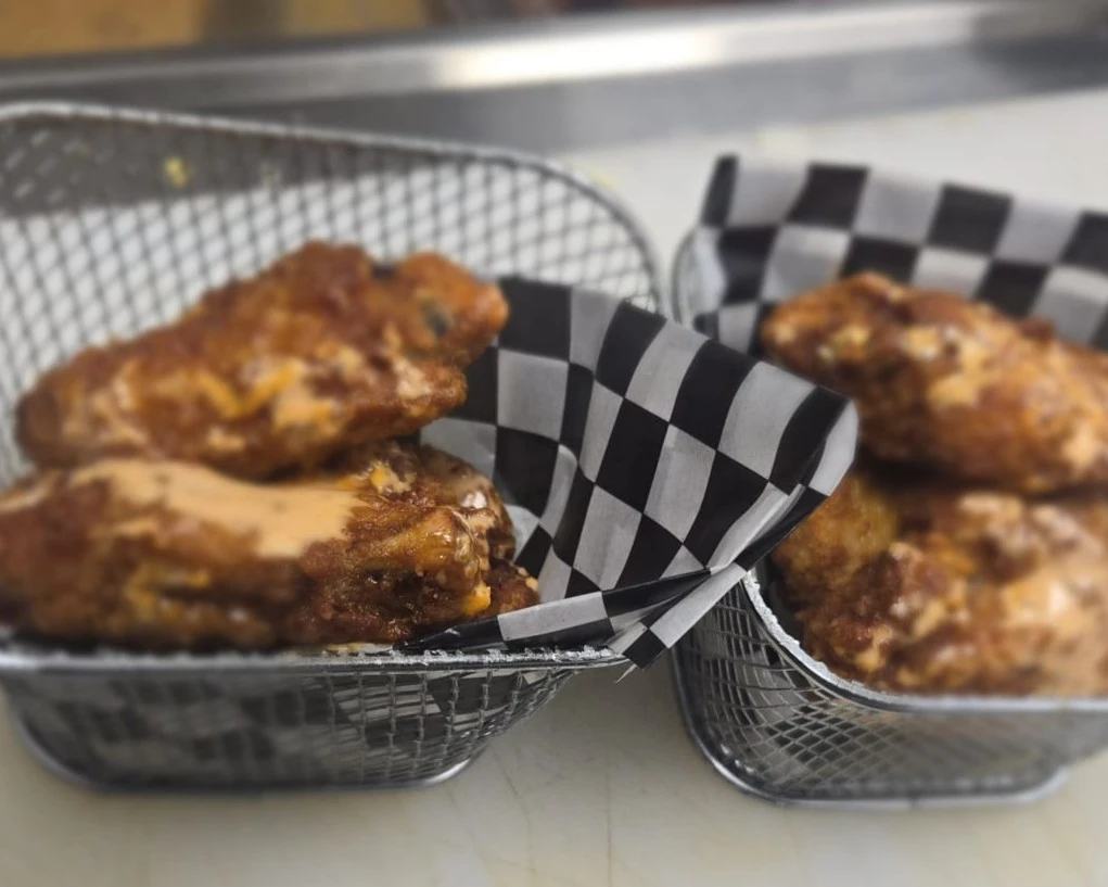 Delicious Wings in Calgary, AB